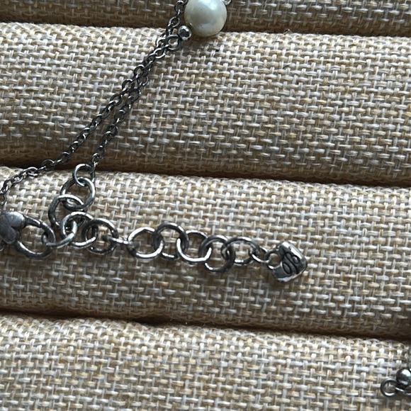 Brighton long Pearl Necklace - Picture 3 of 3